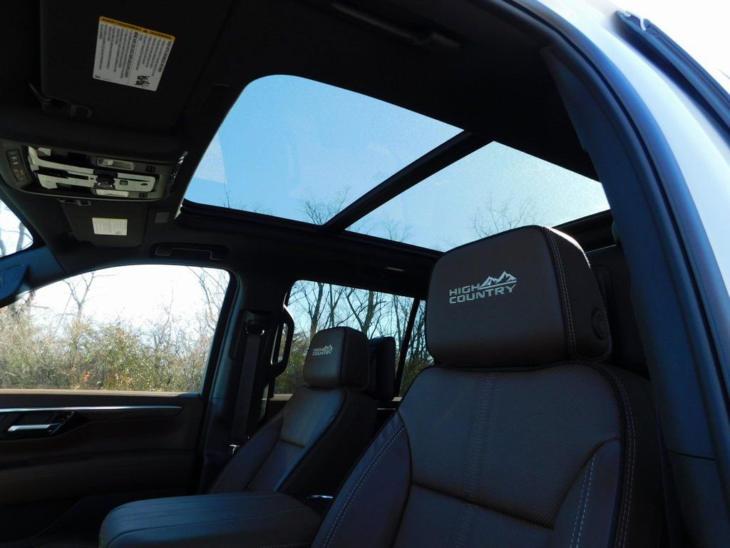 New 2026 Chevrolet Tahoe High Country image 13
