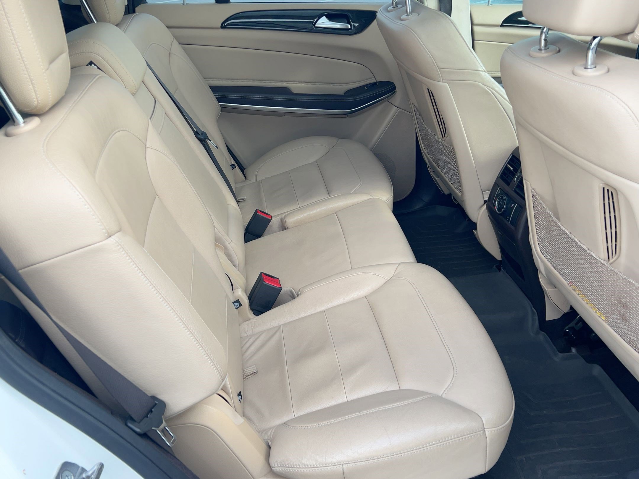 Used 2019 Mercedes-Benz GLS 550 4MATIC w/ Driver Assistance Package image 28