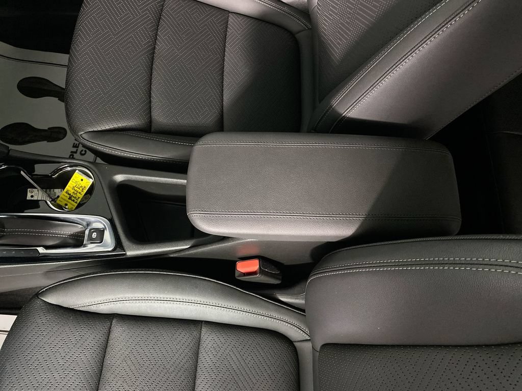 Certified 2023 Buick Encore GX Essence w/ Experience Buick Package FWD image 20