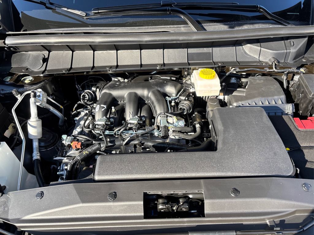 New 2025 Nissan Pathfinder SV image 13