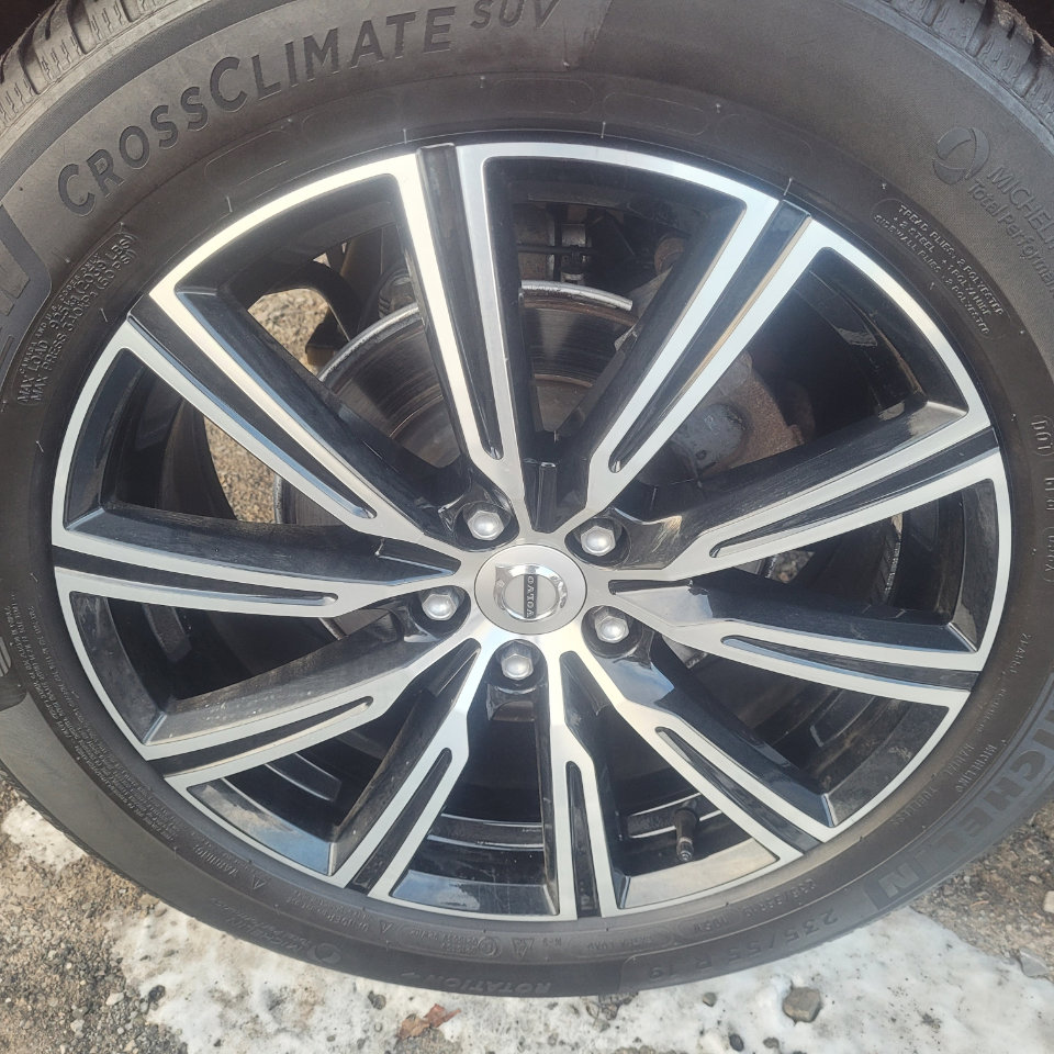 Used 2018 Volvo XC60 T5 Inscription image 45