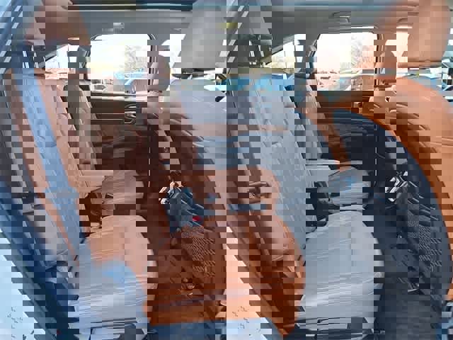 Used 2021 Kia Sorento SX Prestige image 21