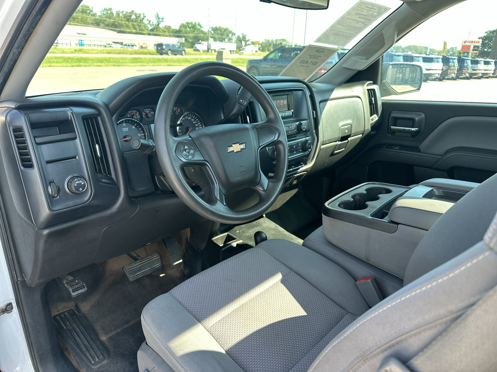 Used 2015 Chevrolet Silverado 1500 W/T w/ WT Fleet Convenience Package AWD/4WD image 2