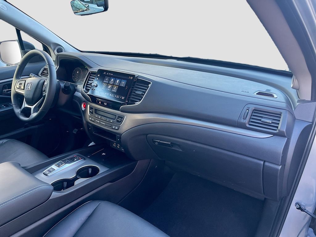 Used 2025 Honda Ridgeline RTL+ image 29