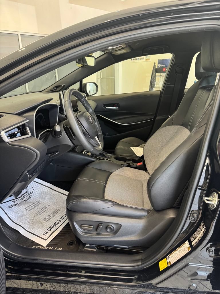 Used 2023 Toyota Corolla XSE FWD image 15