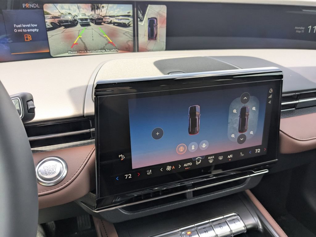 New 2026 Lincoln Nautilus Reserve AWD/4WD image 23