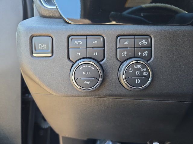 Used 2024 Chevrolet Silverado 1500 High Country image 26