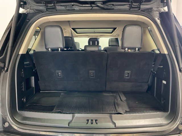 Used 2024 Ford Expedition XLT AWD/4WD image 32
