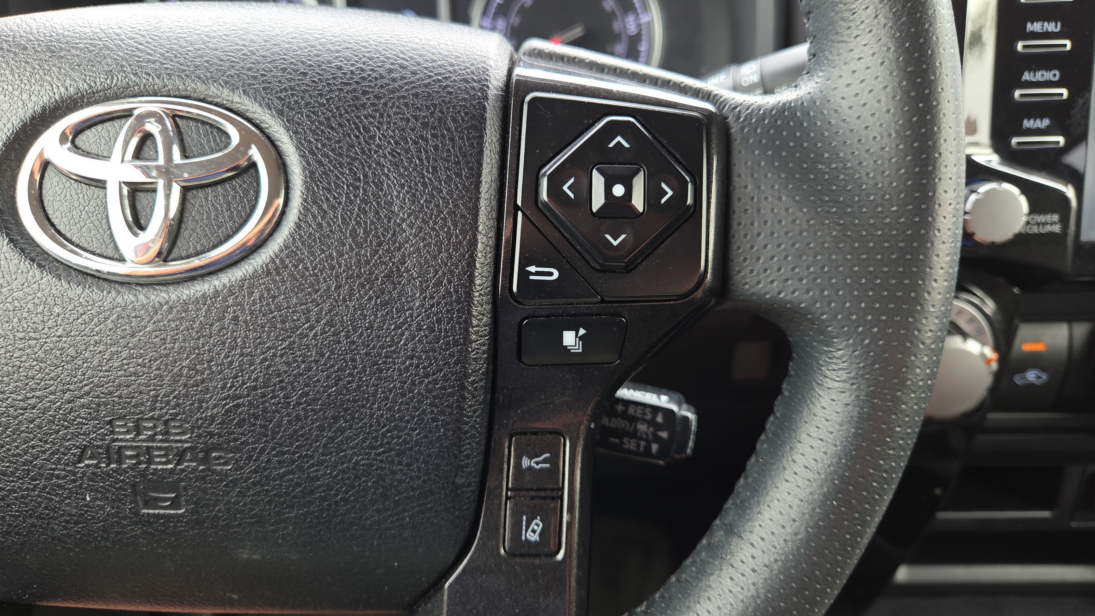 Certified 2024 Toyota 4Runner TRD Off-Road AWD/4WD image 27