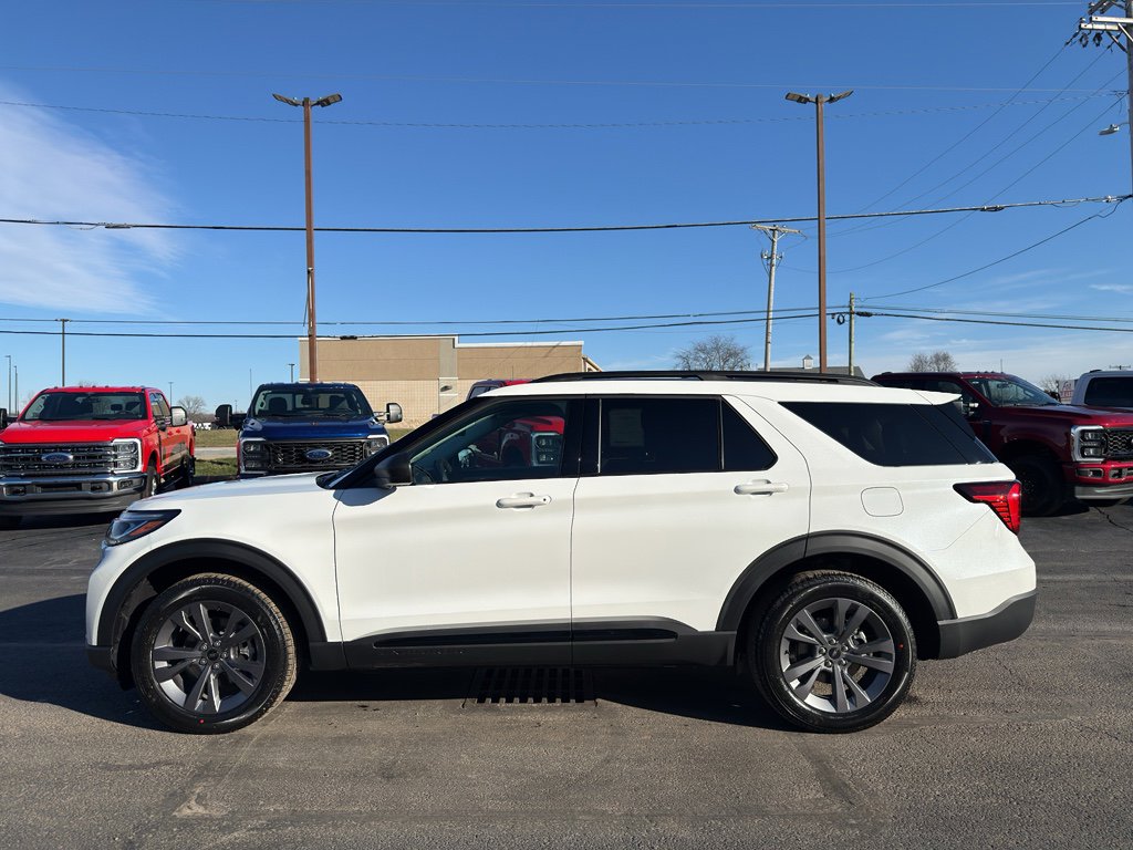 New 2026 Ford Explorer Active w/ Active Comfort Package image 5