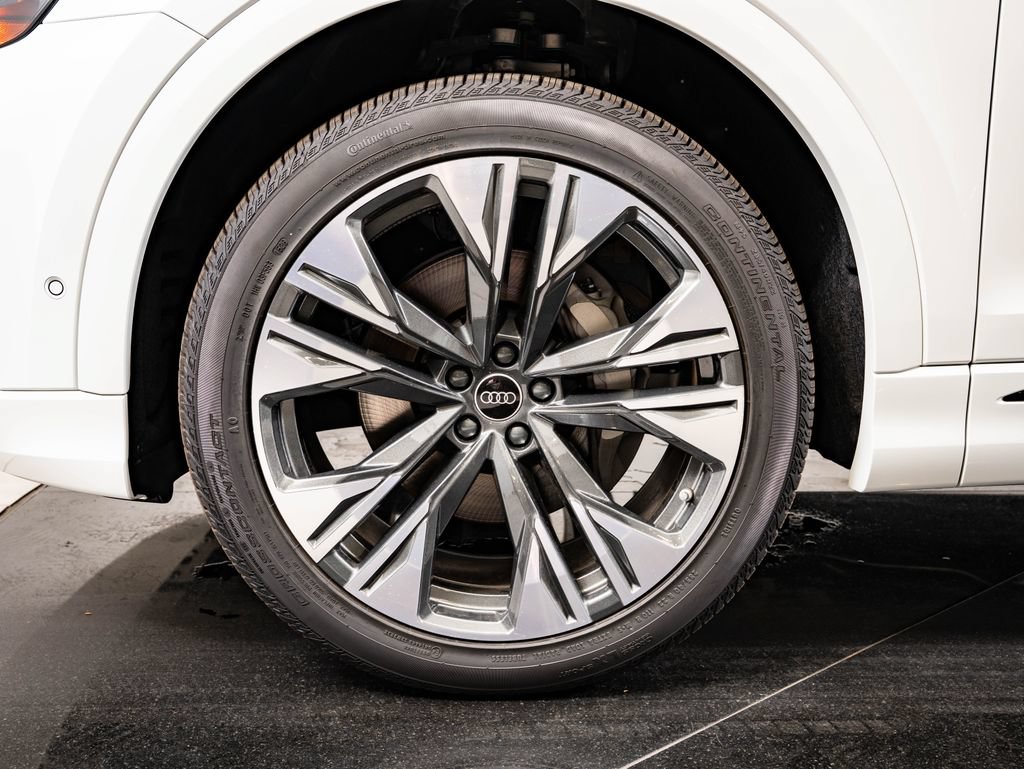 New 2026 Audi Q8 Prestige AWD/4WD image 13