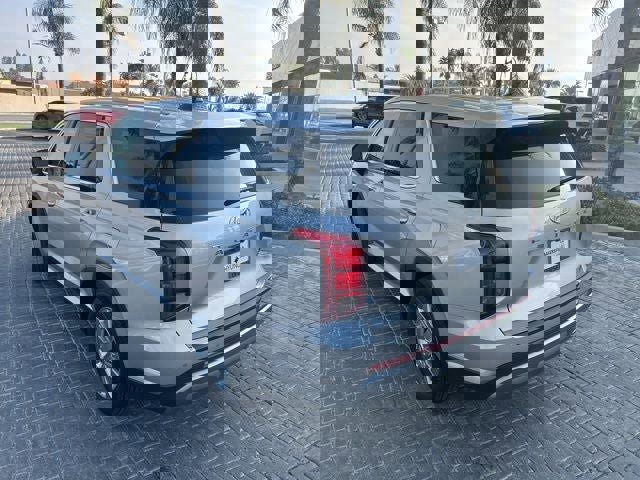 New 2025 Hyundai Palisade SE image 3