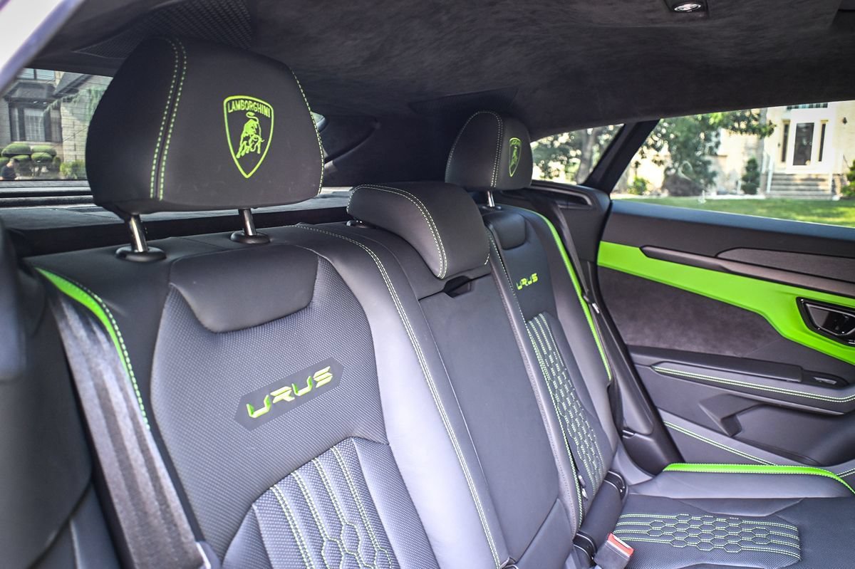 Used 2024 Lamborghini Urus S AWD/4WD image 29