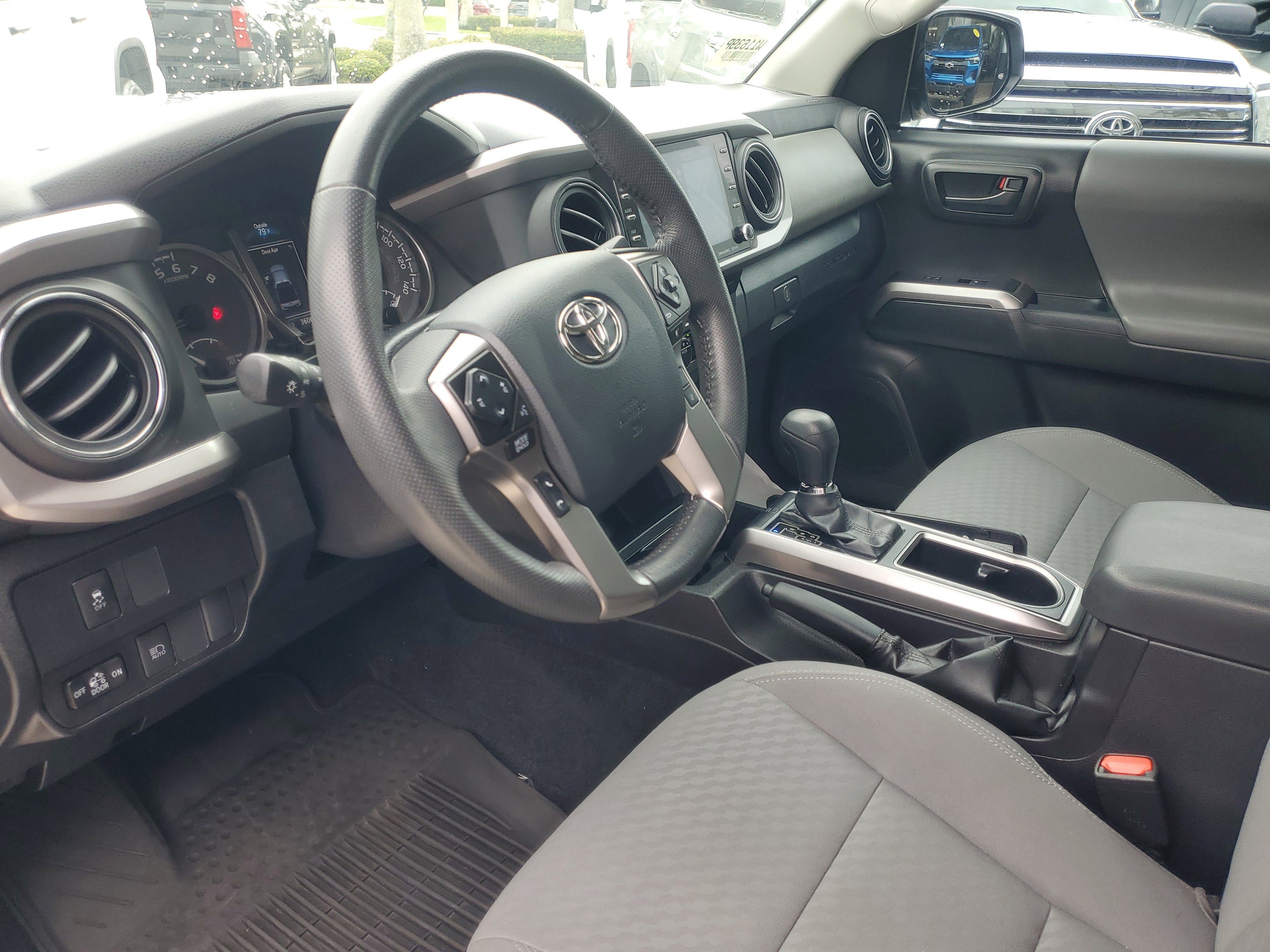 Used 2023 Toyota Tacoma SR5 RWD image 14