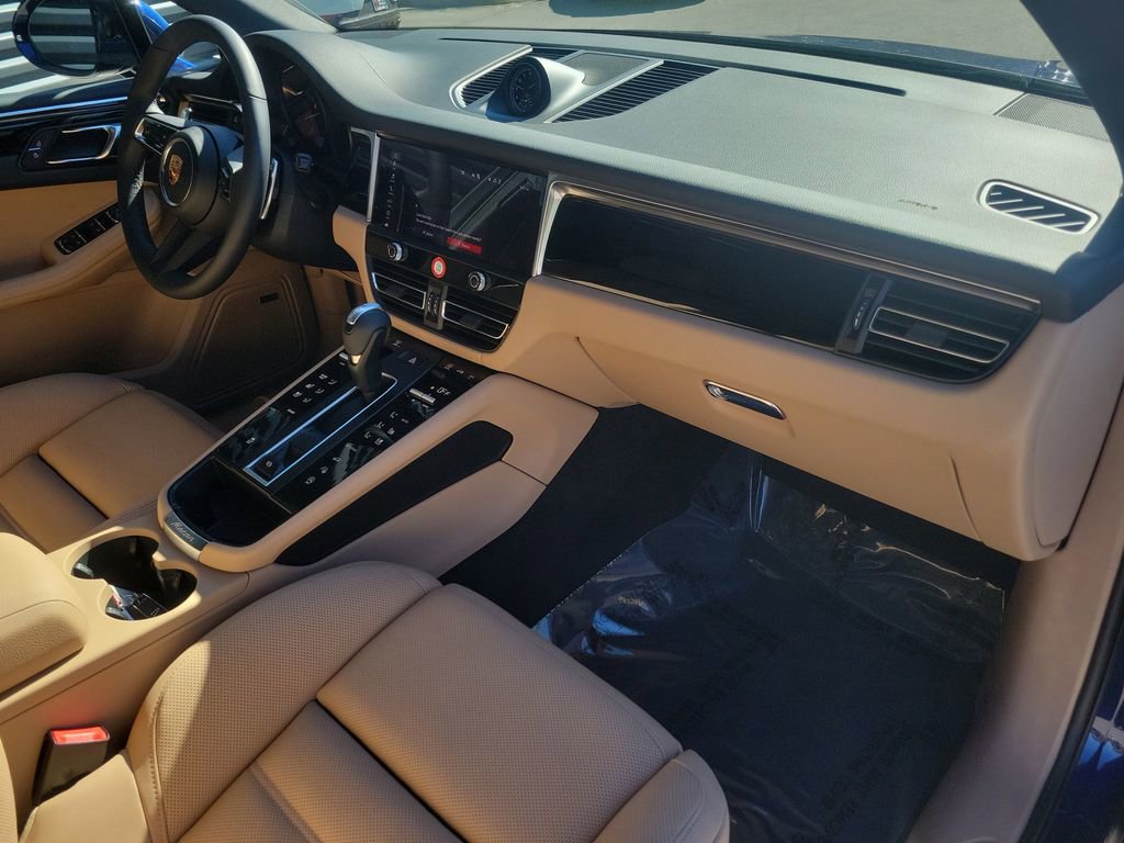 New 2026 Porsche Macan image 19