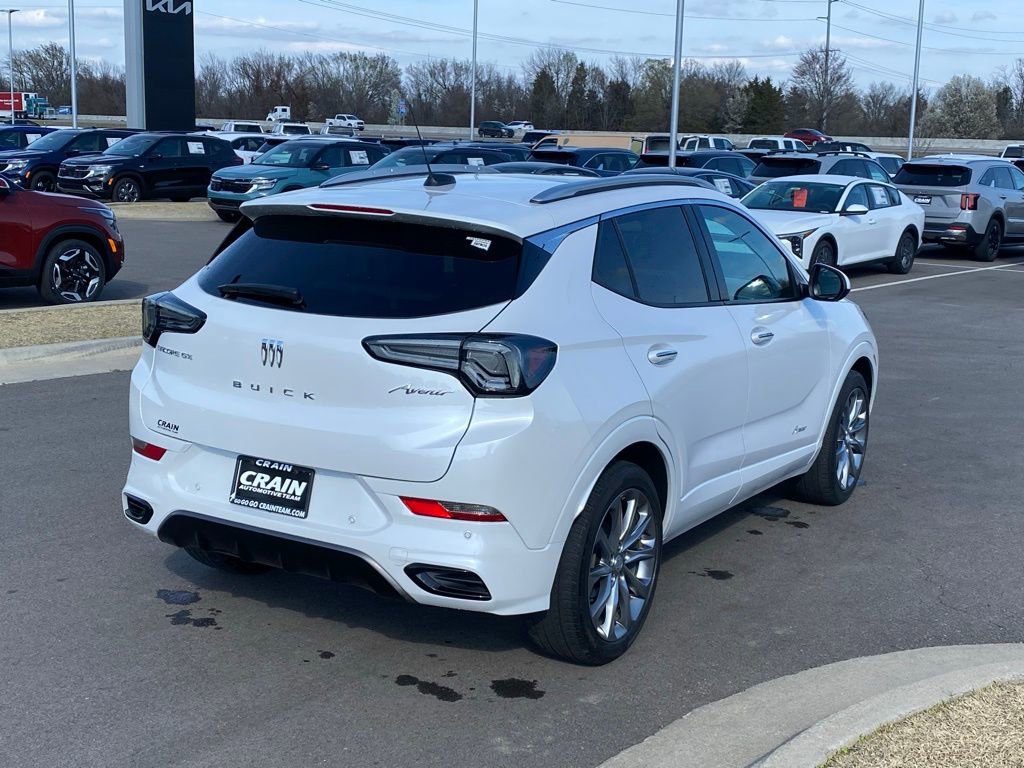 Used 2024 Buick Encore GX Avenir w/ Avenir Convenience Package image 7