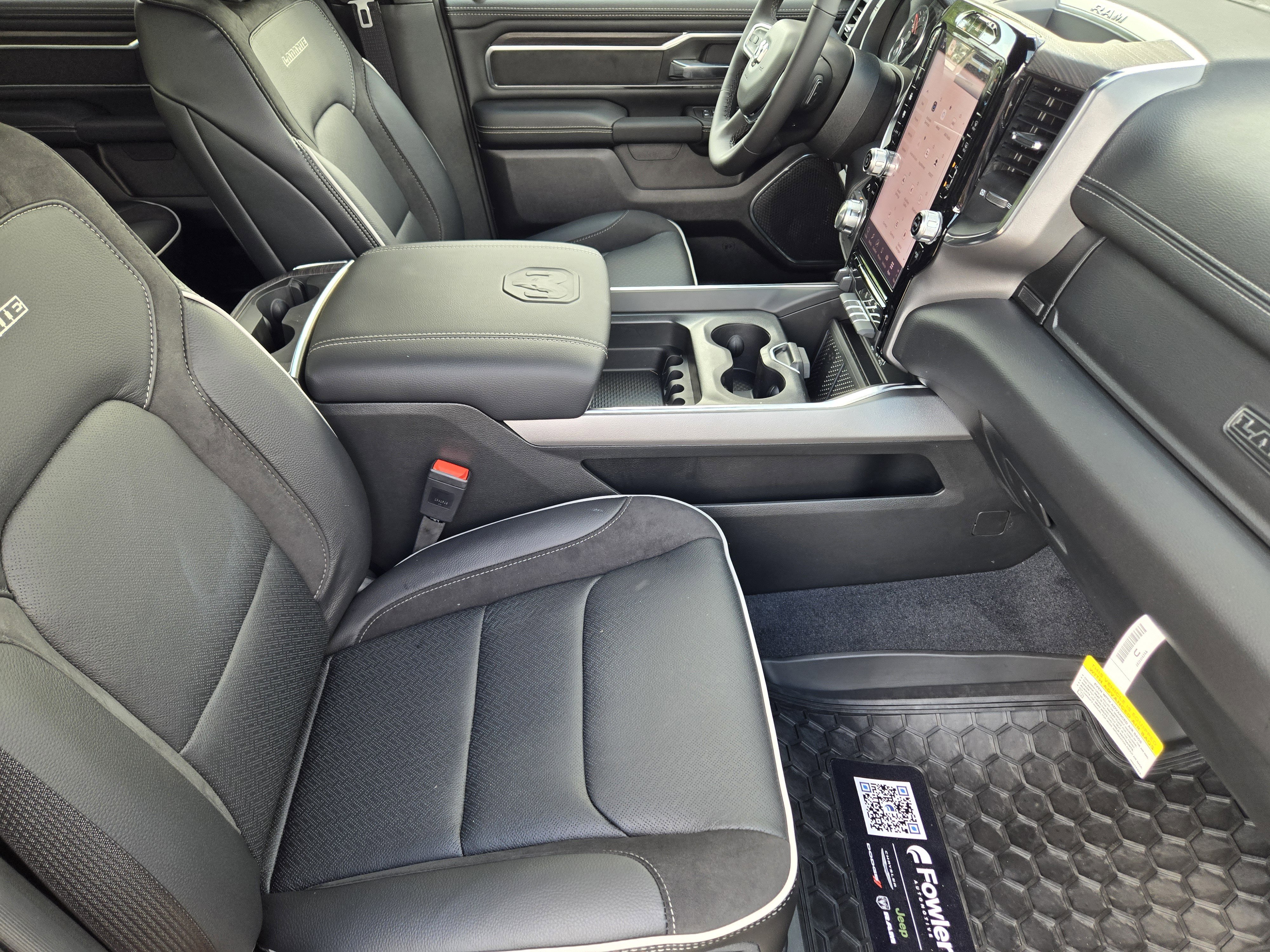 New 2026 RAM 1500 Laramie AWD/4WD image 11