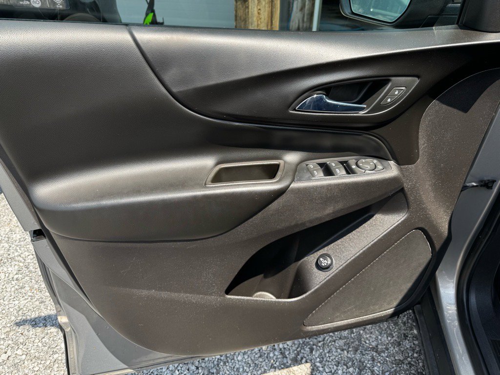 Used 2018 Chevrolet Equinox LT w/ Sun & Infotainment Package image 20
