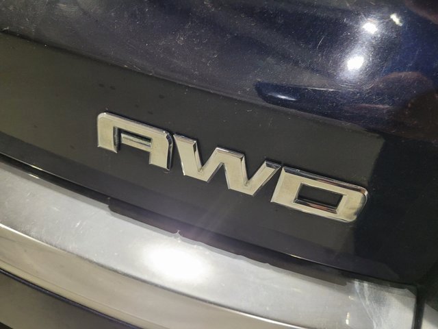 Used 2015 GMC Acadia SLE image 59