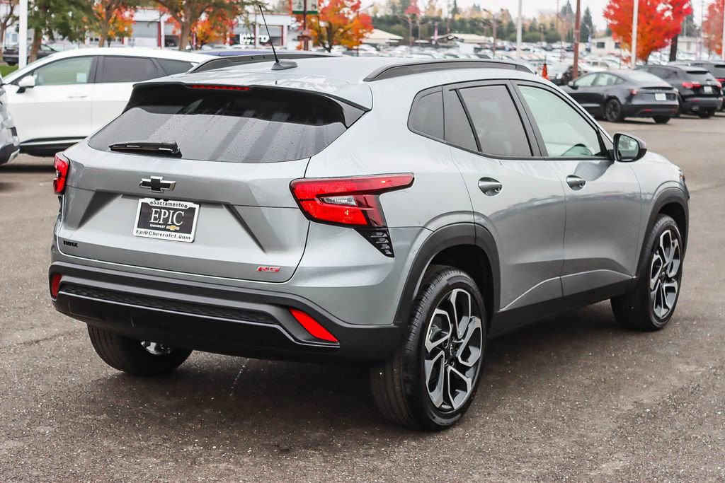 New 2026 Chevrolet Trax RS image 4