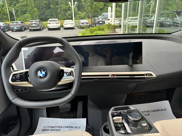 New 2026 BMW iX xDrive45 w/ Premium Package image 11