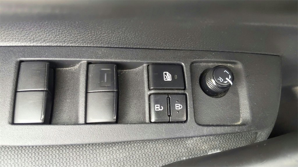 Used 2023 Toyota Corolla LE image 16