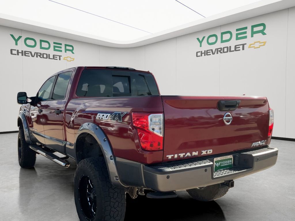 Used 2017 Nissan Titan PRO-4X w/ Pro-4x Convenience Package AWD/4WD image 10