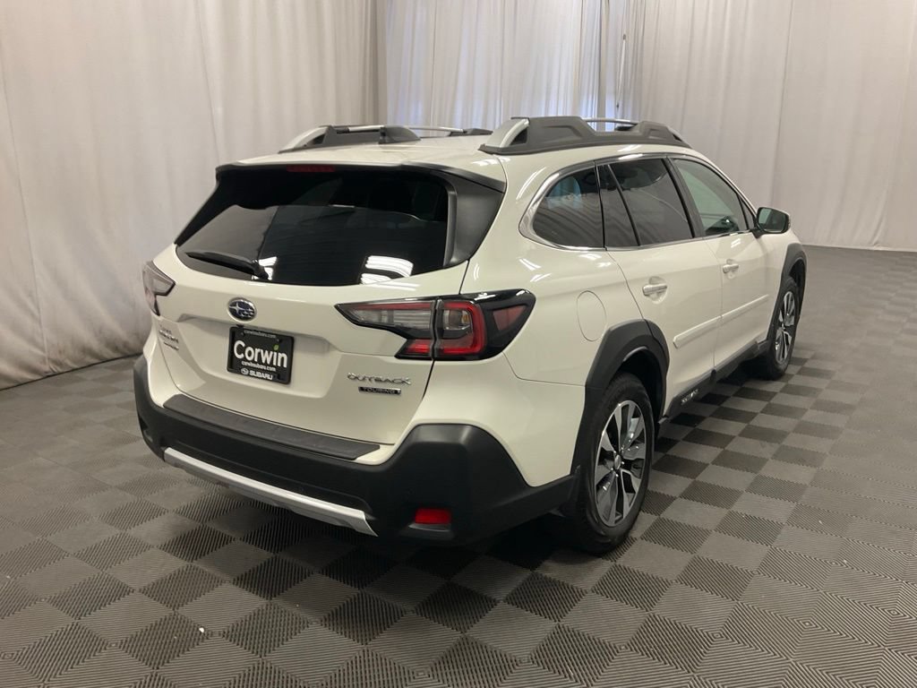 Used 2023 Subaru Outback Touring w/ Popular Package #2 AWD/4WD image 2