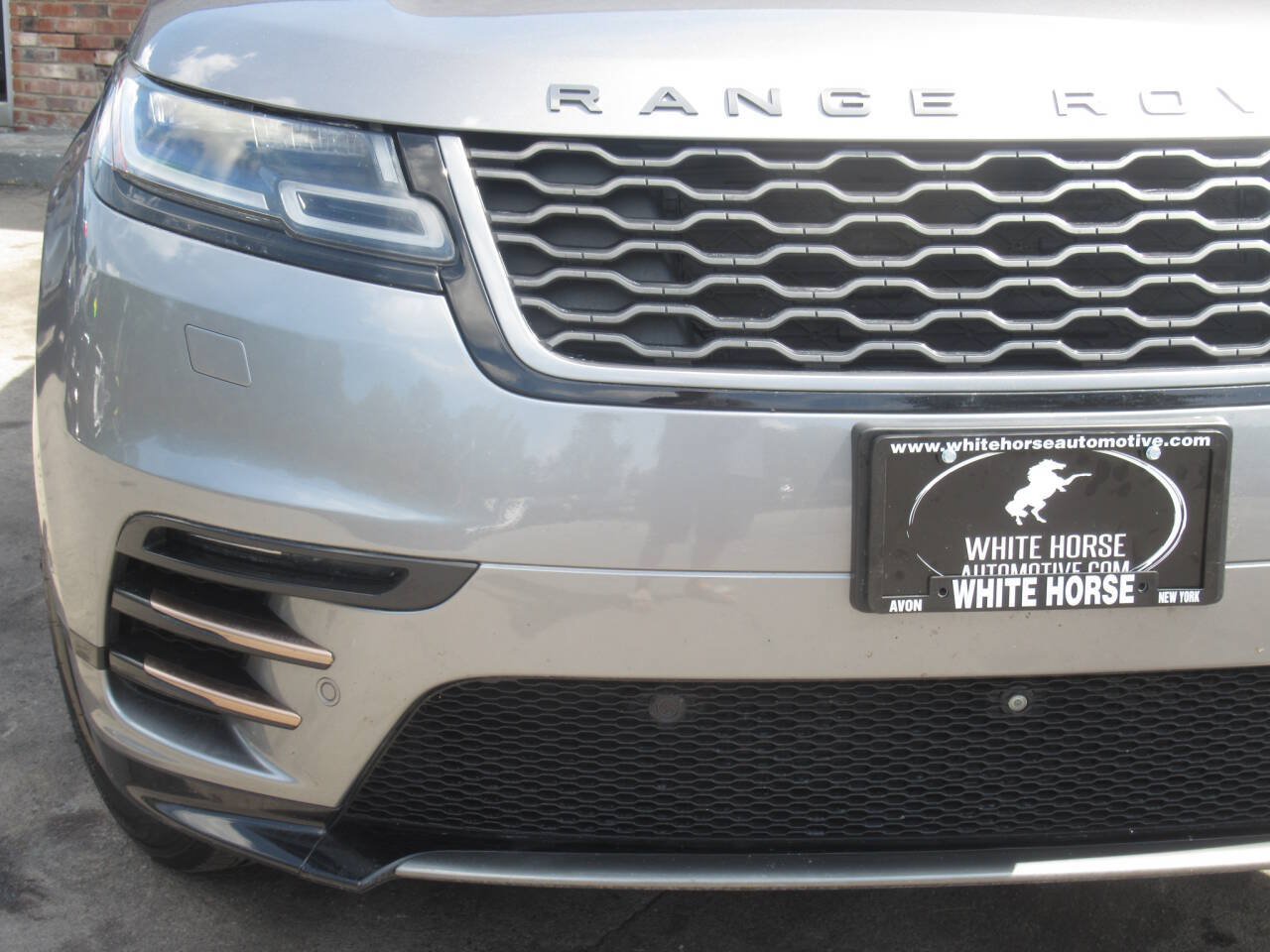 Used 2021 Land Rover Range Rover Velar R-Dynamic S AWD/4WD image 3