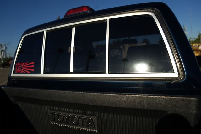 Used 1994 Toyota Pickup DX image 37