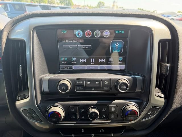 Used 2018 Chevrolet Silverado 1500 LT w/ All Star Edition AWD/4WD image 15