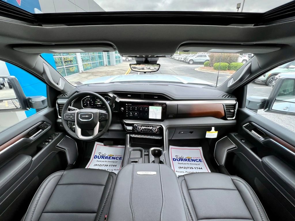 New 2026 GMC Sierra 3500 Denali w/ Denali Reserve Package image 2