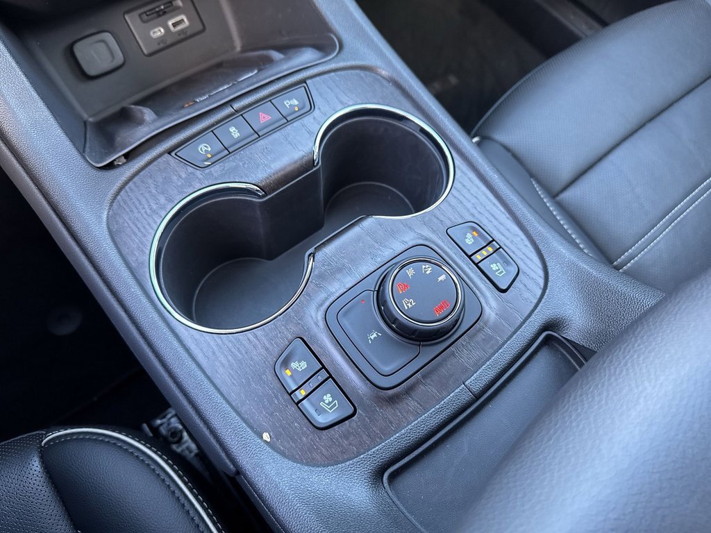 Certified 2023 GMC Acadia Denali w/ Trailering Package image 19