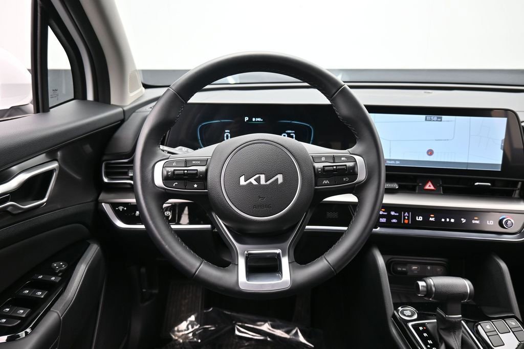 Used 2024 Kia Sportage EX AWD/4WD image 39