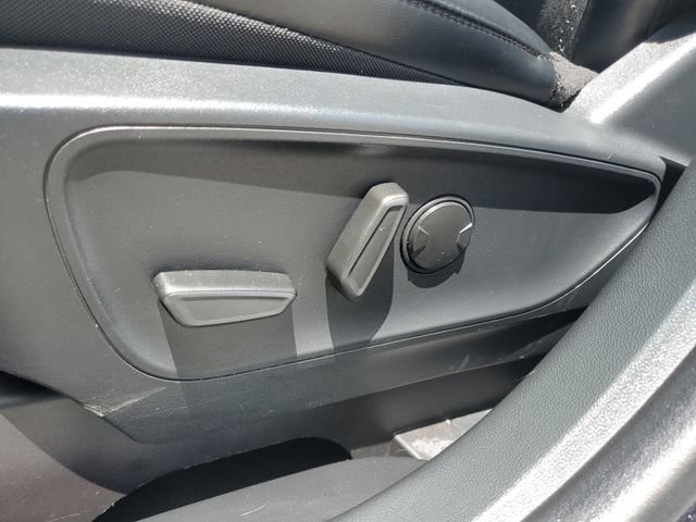 Used 2025 Ford Escape ST-Line FWD image 18