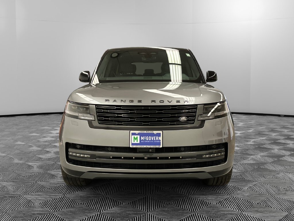 Used 2025 Land Rover Range Rover SE AWD/4WD image 9