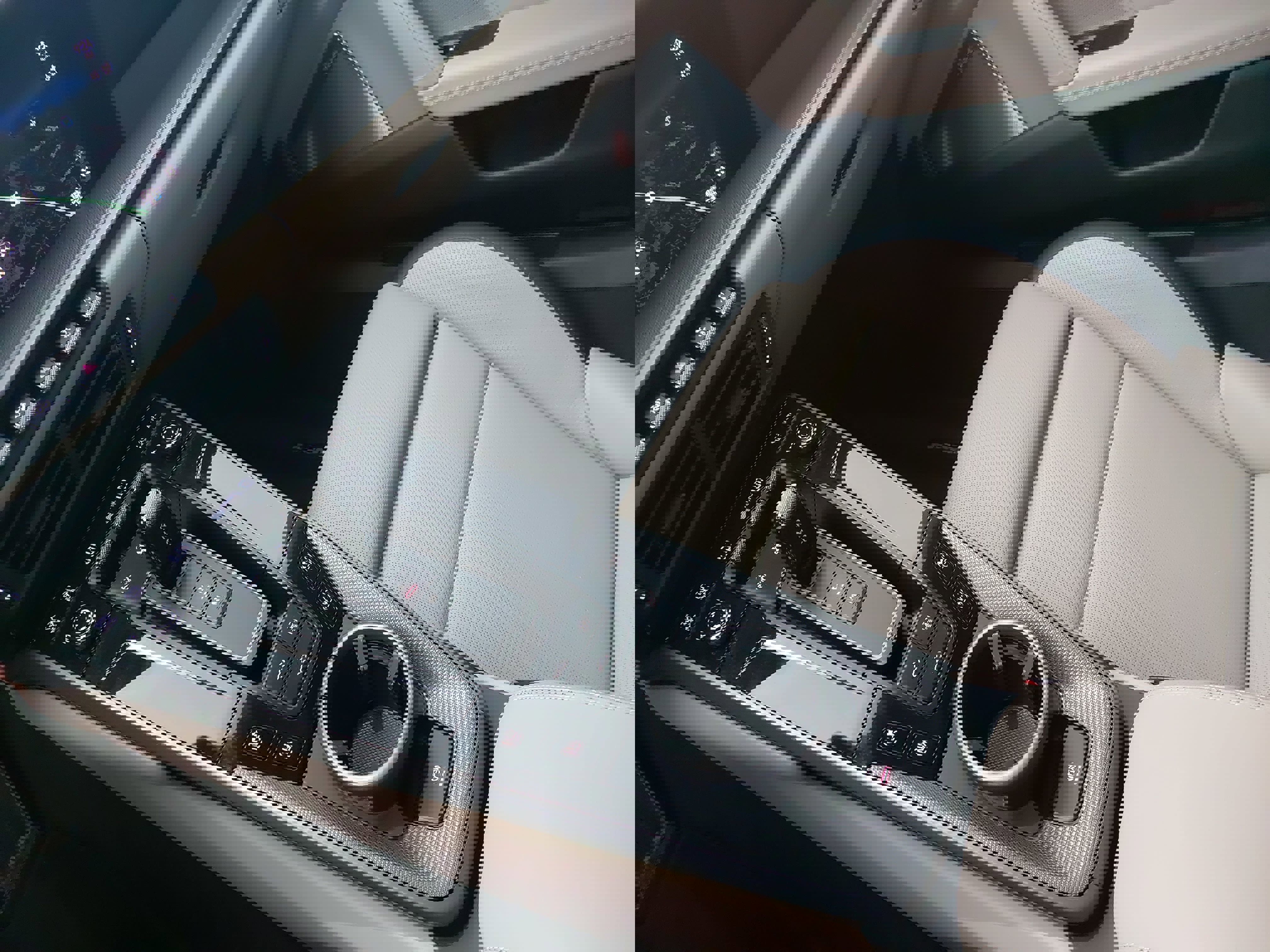 Certified 2025 Porsche 911 Carrera image 23