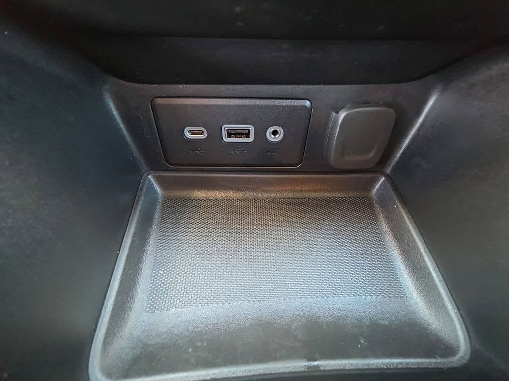 Used 2023 GMC Terrain SLE w/ Driver Convenience Package AWD/4WD image 19