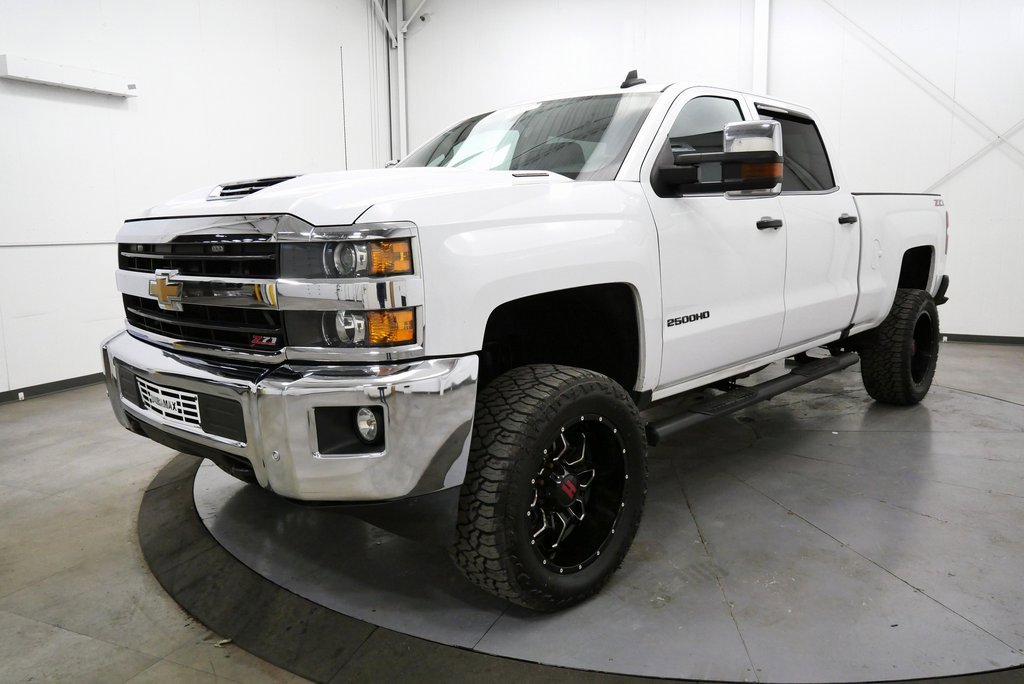 Used 2018 Chevrolet Silverado 2500 LTZ w/ Duramax Plus Package image 3