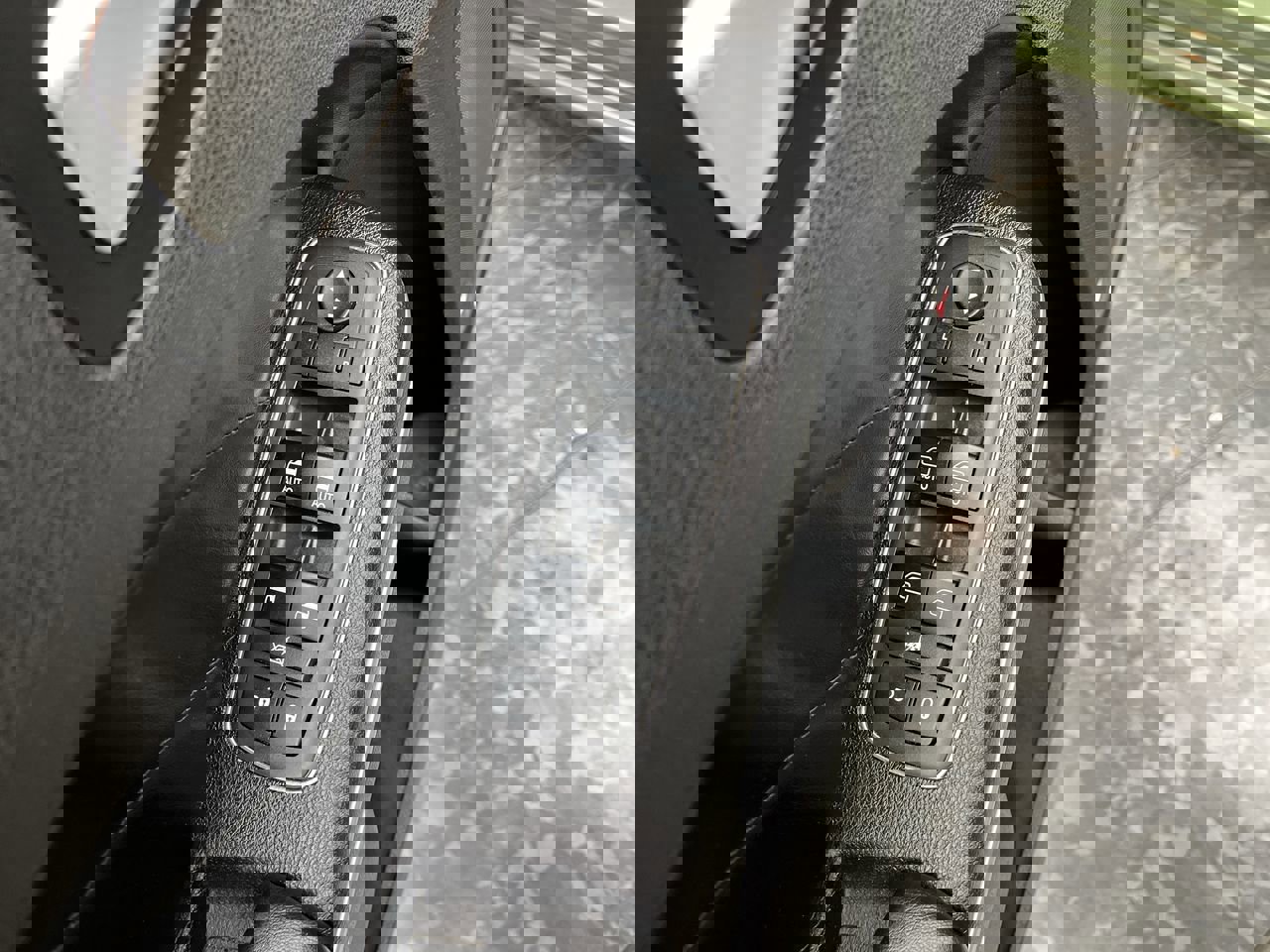 Used 2018 Dodge Charger GT AWD/4WD image 9