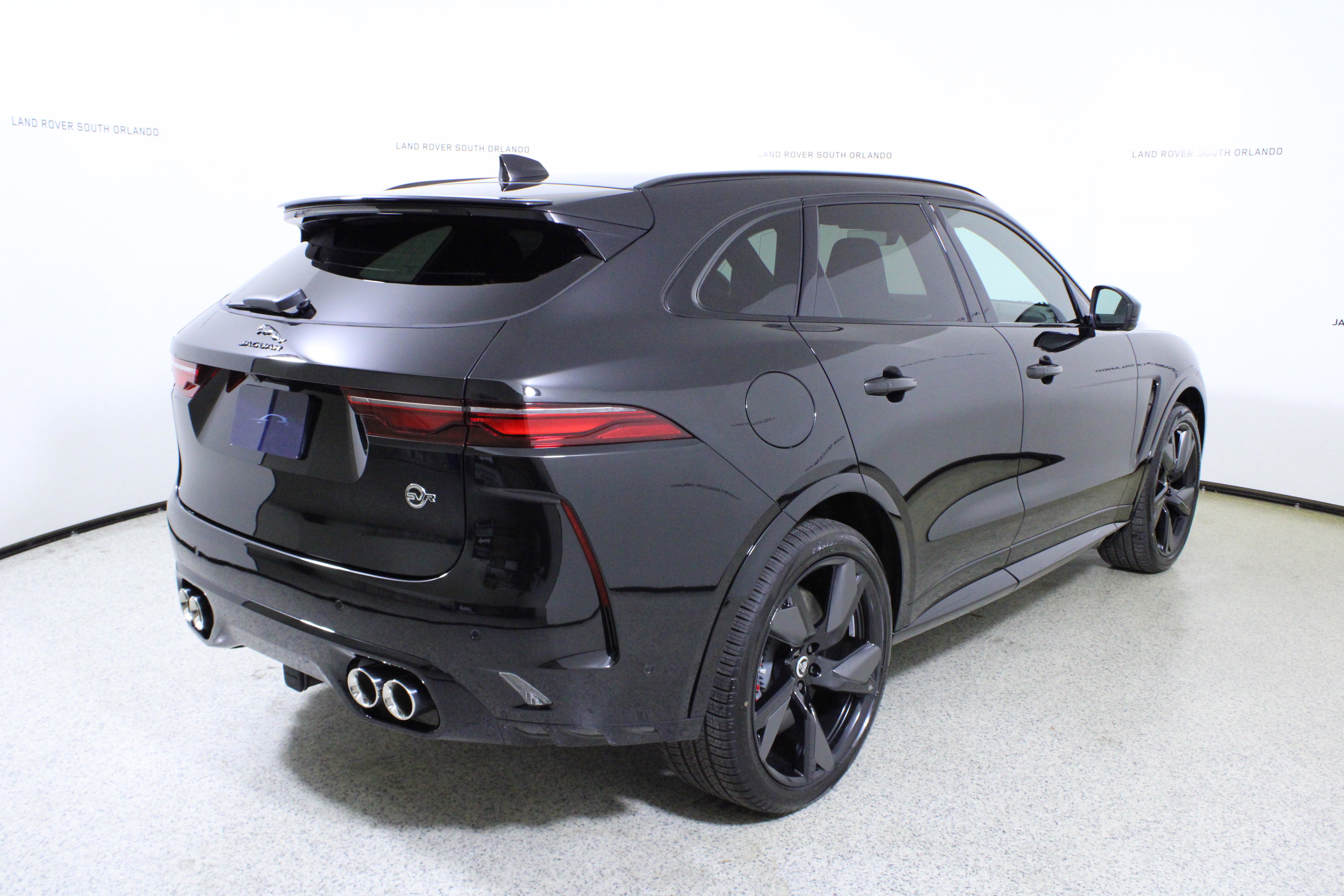 New 2026 Jaguar F-PACE SVR 575 Edition AWD/4WD image 7