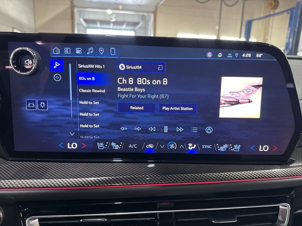 New 2026 Chevrolet Traverse High Country w/ LPO, Floor Liner Package image 32