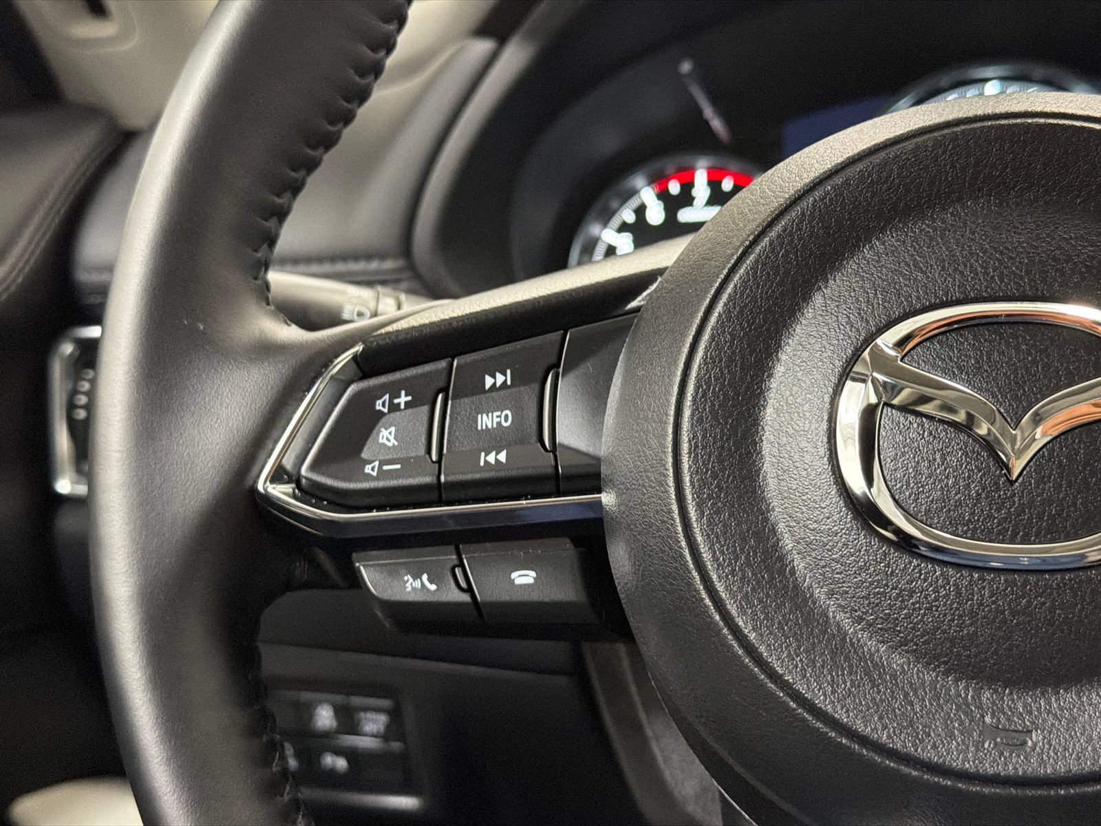 Certified 2025 MAZDA CX-5 AWD 2.5 S w/ Premium Plus Pkg image 23