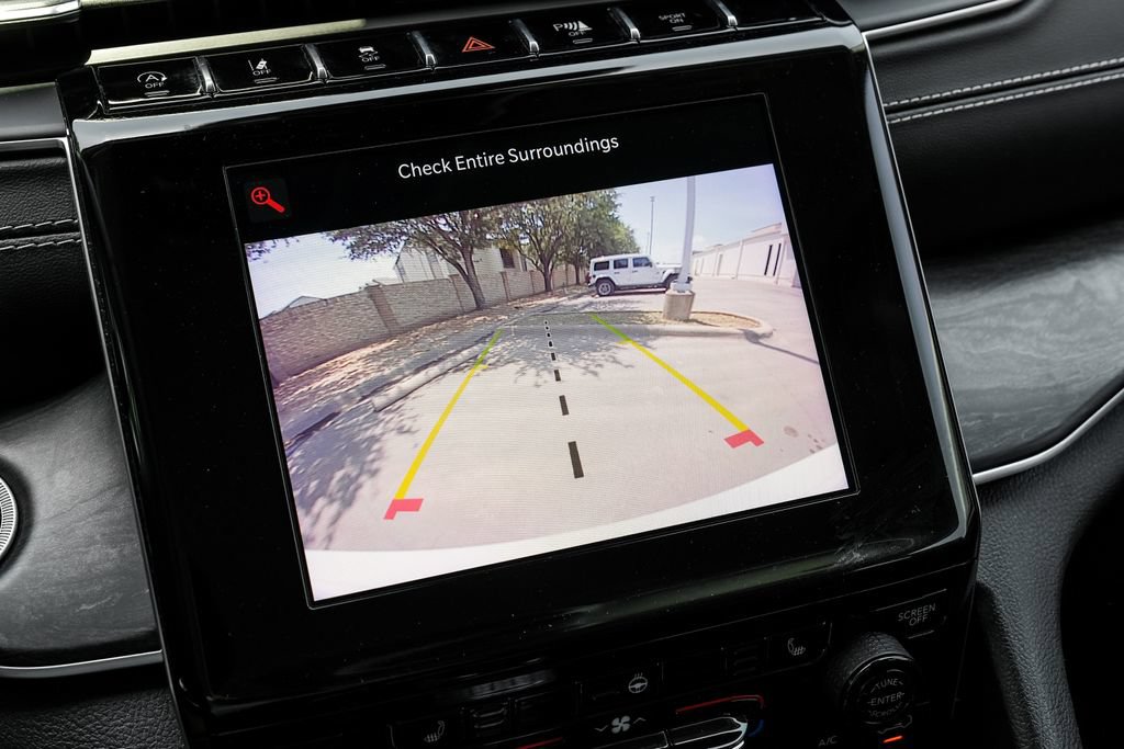 Used 2022 Jeep Grand Cherokee Limited RWD image 30