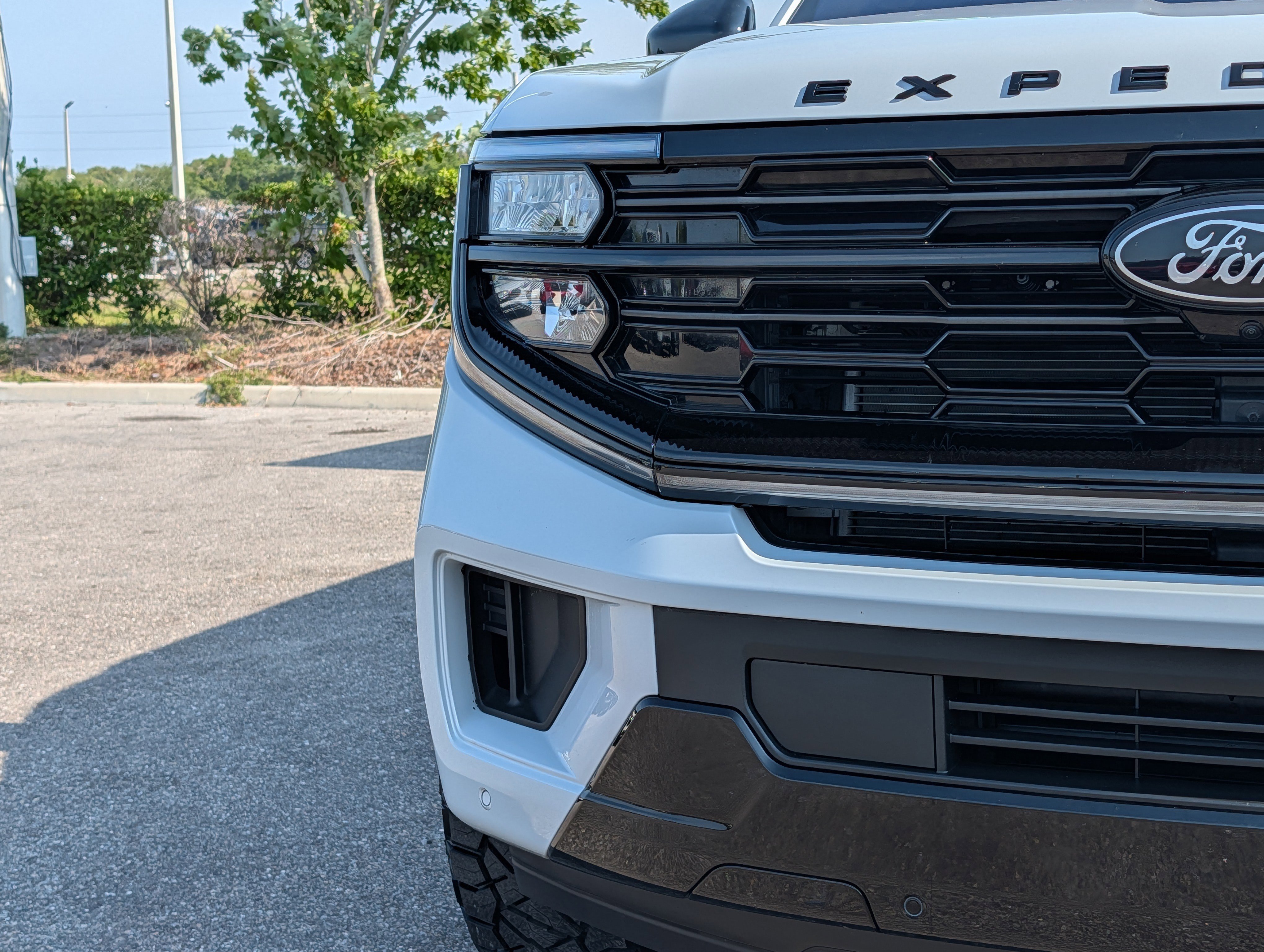 Certified 2025 Ford Expedition Max Platinum w/ Stealth Performance Package AWD/4WD image 9