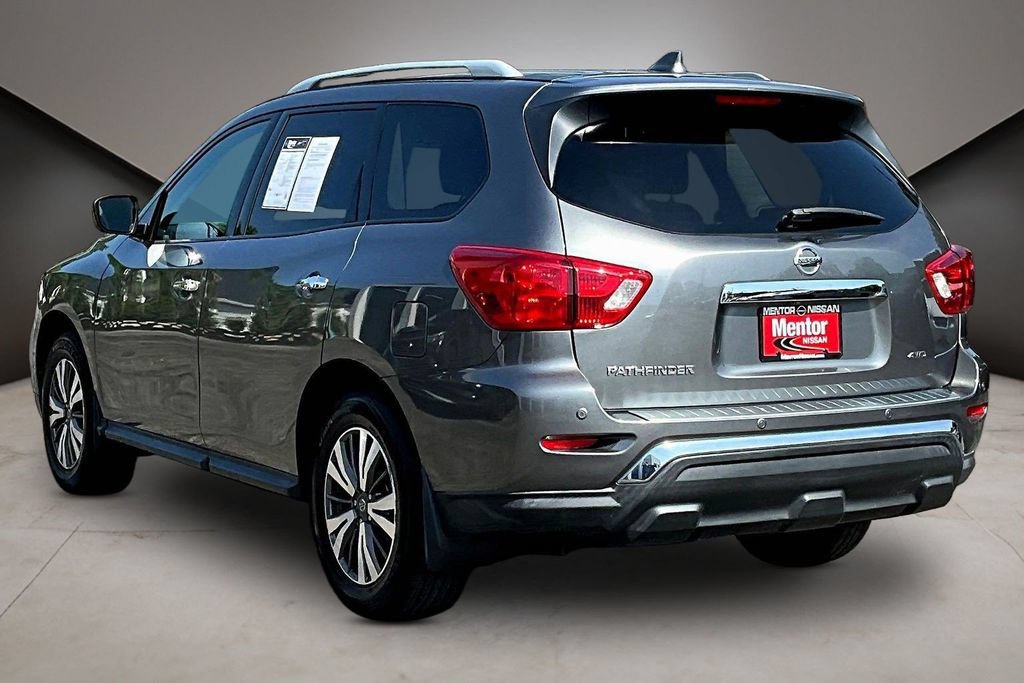 Used 2020 Nissan Pathfinder S AWD/4WD image 4