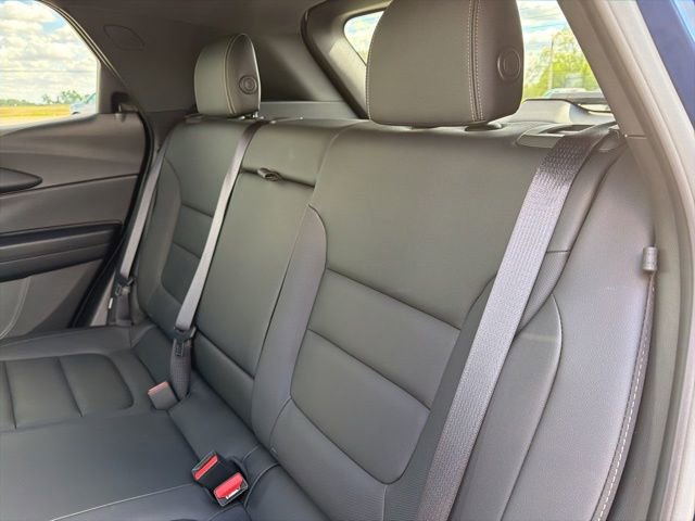 Used 2023 Chevrolet TrailBlazer ACTIV w/ Sun and Liftgate Package AWD/4WD image 22