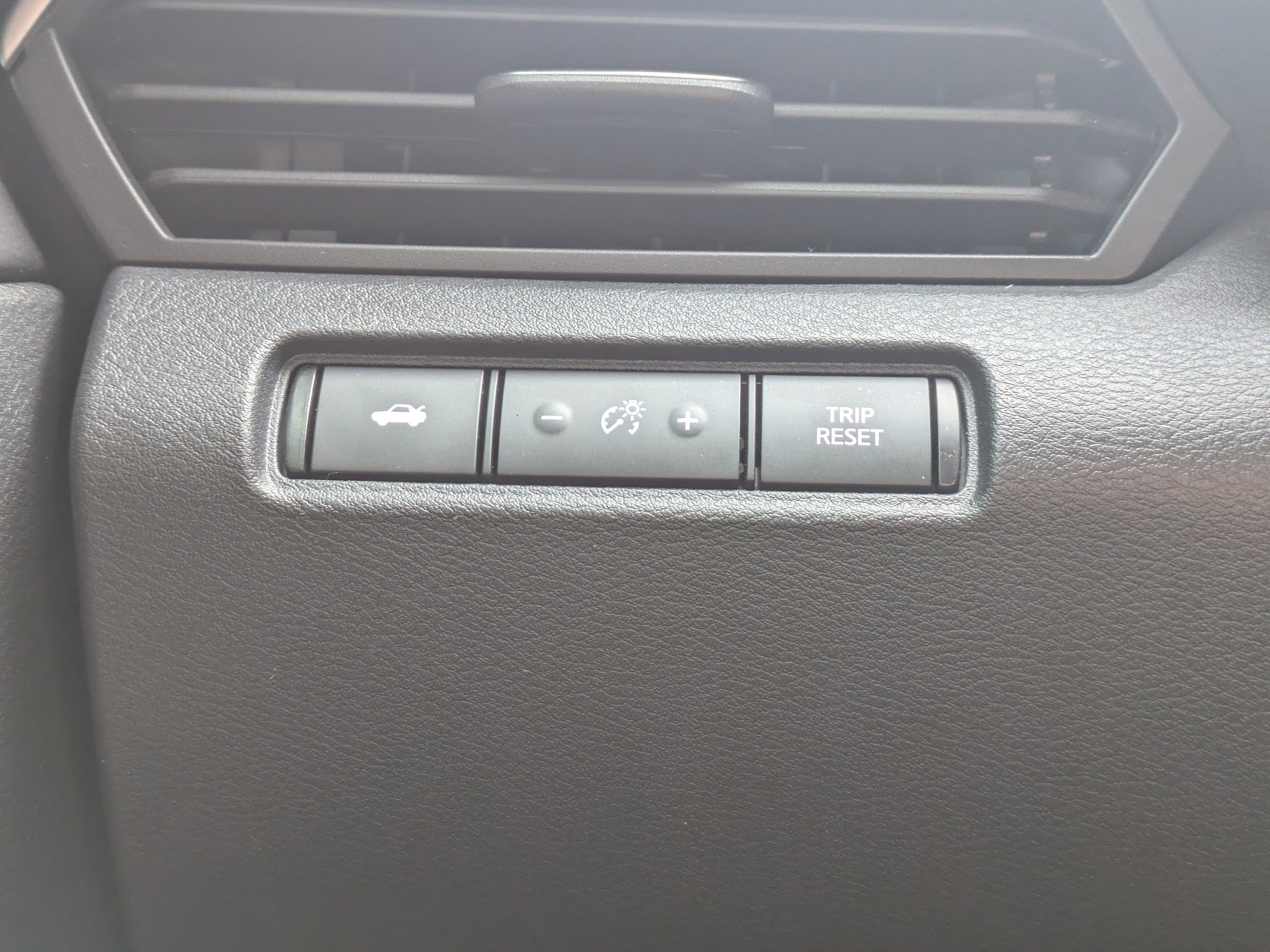 Certified 2021 Nissan Altima 2.5 S image 23