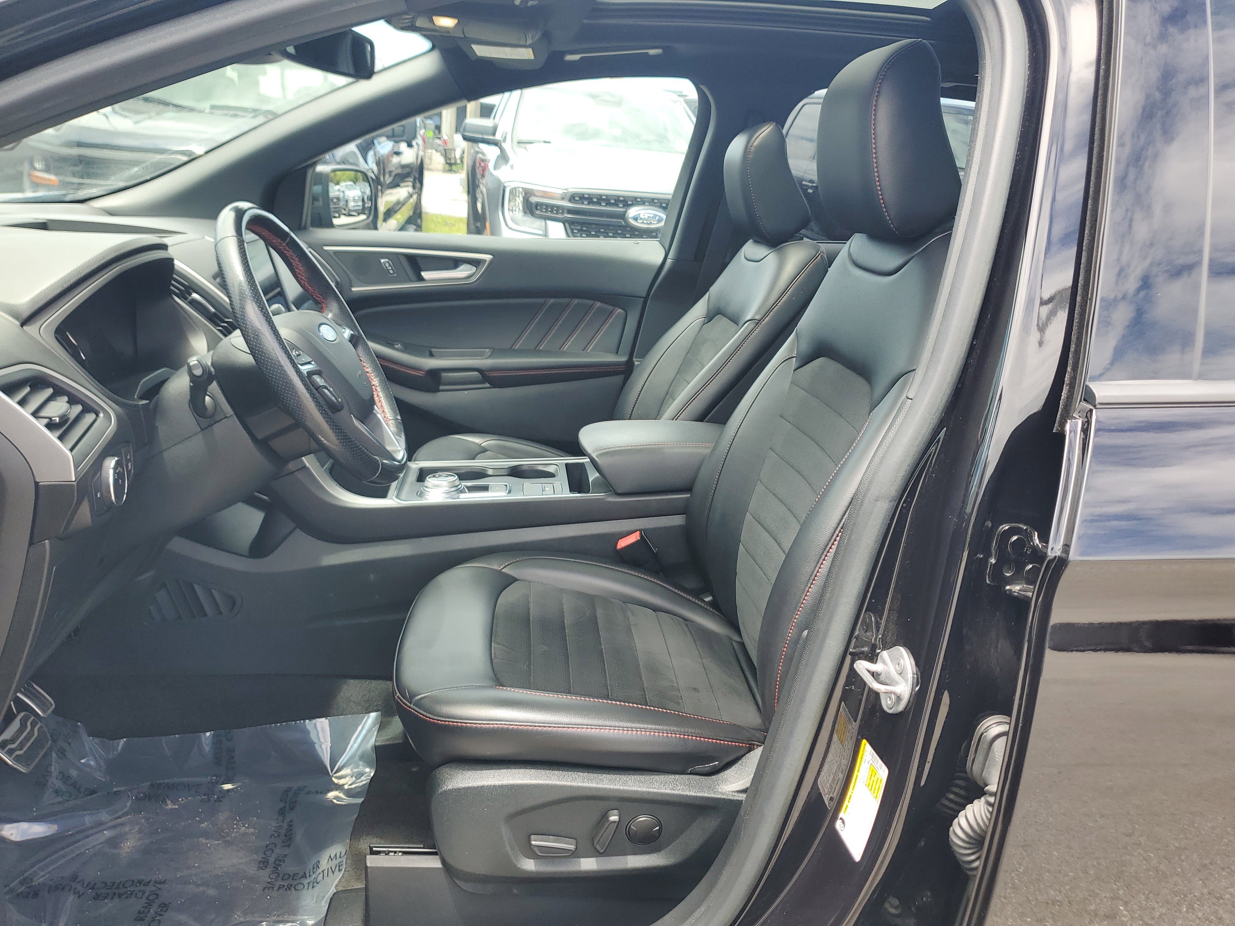 Used 2022 Ford Edge ST-Line AWD/4WD image 11