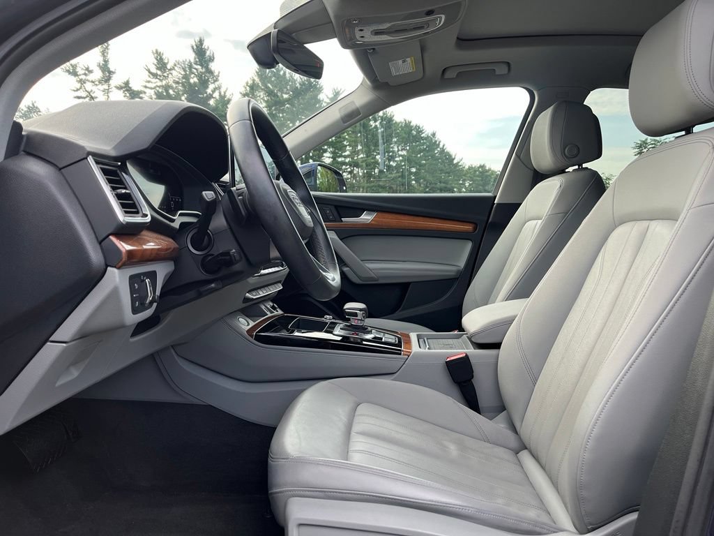 Used 2021 Audi Q5 2.0T Premium Plus AWD/4WD image 17